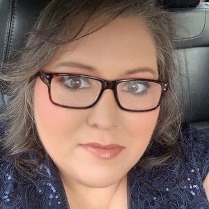 Meet your Posher, Kristena